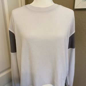 Hollister White/Gray Crop Top Size Small